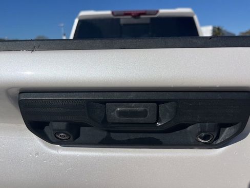 Used 2024 Chevrolet Silverado 2500 High Country w/ Technology Package image 7