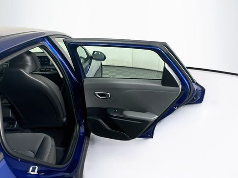 Used 2025 Kia K4 FWD image 28
