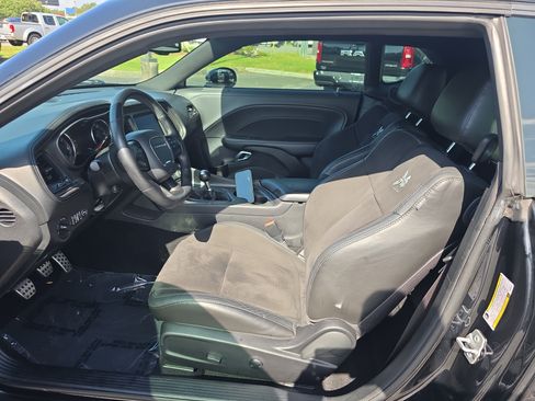 Used 2023 Dodge Challenger R/T Scat Pack RWD image 15
