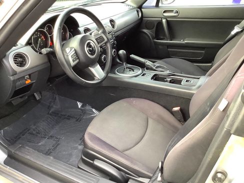 Used 2009 MAZDA MX-5 Miata Sport image 22