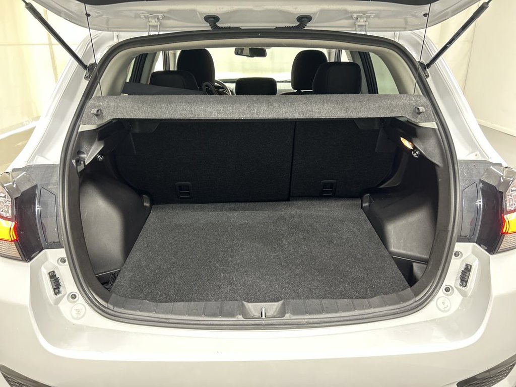 Used 2025 Mitsubishi Outlander Sport AWD image 21