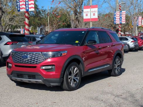 Used 2020 Ford Explorer Platinum image 1