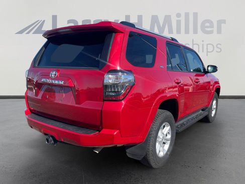 Certified 2024 Toyota 4Runner SR5 Premium image 5