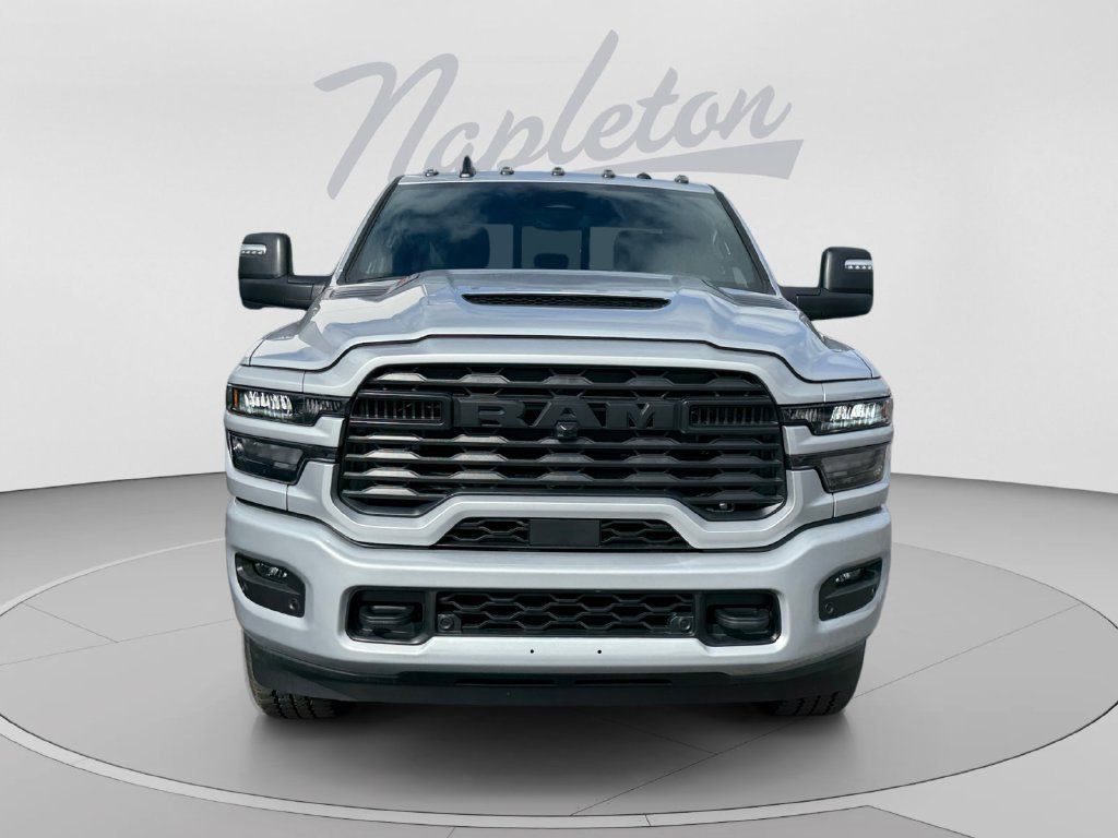 Used 2026 RAM 2500 Tradesman AWD/4WD image 9
