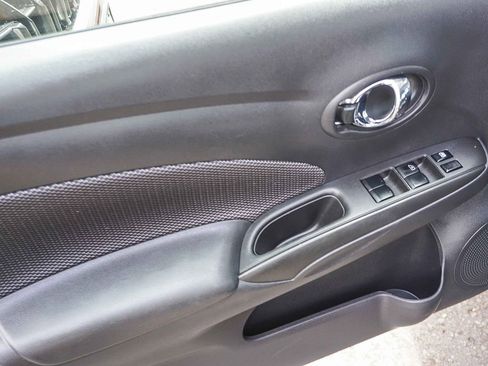 Used 2019 Nissan Versa SV FWD image 19