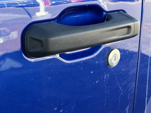 Used 2019 Jeep Wrangler Sport S image 11