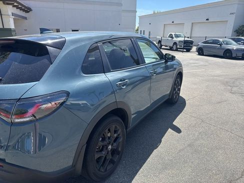 Used 2024 Honda HR-V Sport image 5