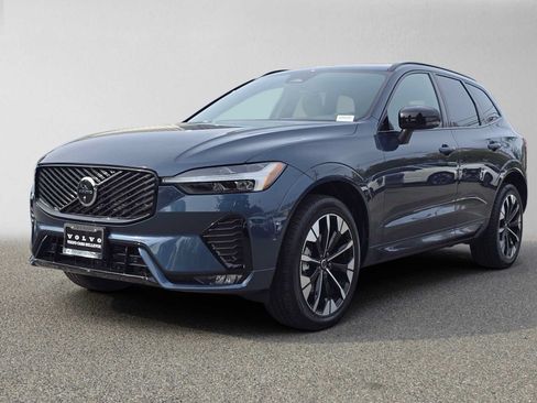 Used 2026 Volvo XC60 B5 Plus w/ Protection Package Premier AWD/4WD image 7