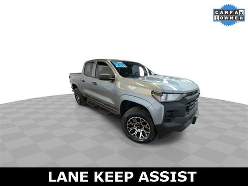 Used 2023 Chevrolet Colorado W/T image 2