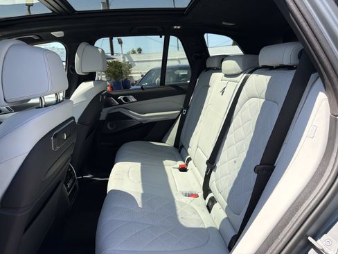 Used 2024 BMW X5 M60i AWD/4WD image 12