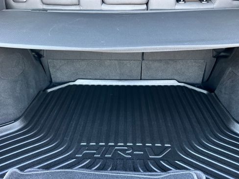 Used 2021 Honda HR-V EX image 14