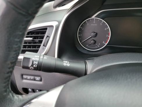 Used 2018 Nissan Murano SL image 34