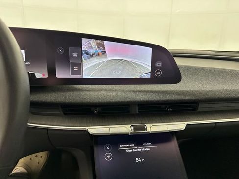 Used 2024 Lucid Air Pure image 22