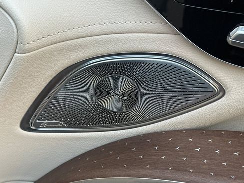 Certified 2023 Mercedes-Benz EQS 580 4MATIC SUV image 32