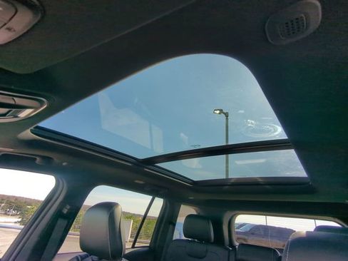 New 2026 Jeep Grand Cherokee Limited image 24