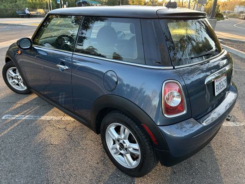 Used 2011 MINI Cooper Hardtop FWD image 5