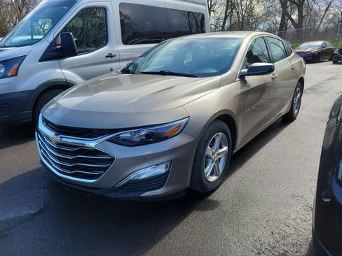 Used 2022 Chevrolet Malibu LS image 5