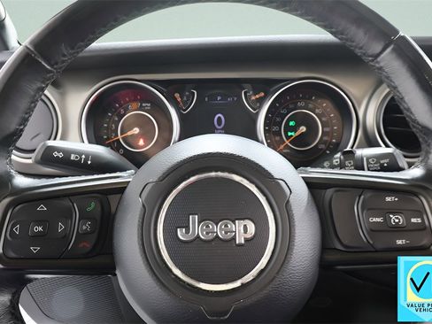 Used 2019 Jeep Wrangler Unlimited Sport S image 11