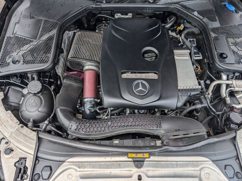 Used 2017 Mercedes-Benz C 300 4MATIC Sedan image 10
