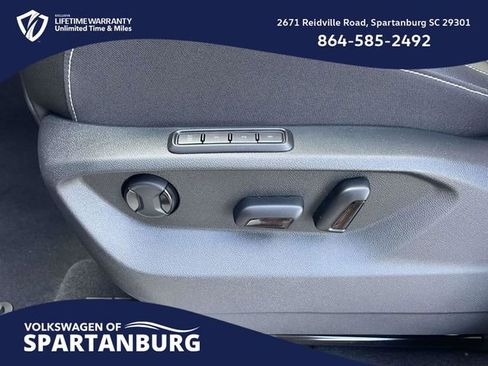 New 2026 Volkswagen Atlas Cross Sport SEL R-Line image 19