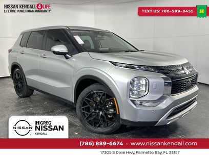 Used 2023 Mitsubishi Outlander SE