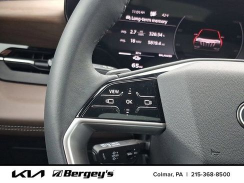 Used 2025 Audi Q6 e-tron Premium w/ Convenience Package image 23