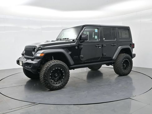 Used 2025 Jeep Wrangler Unlimited Sport AWD/4WD image 10