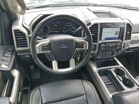 Used 2021 Ford F250 Lariat w/ Lariat Value Package AWD/4WD image 21