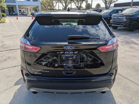 Certified 2021 Ford Edge Titanium image 5