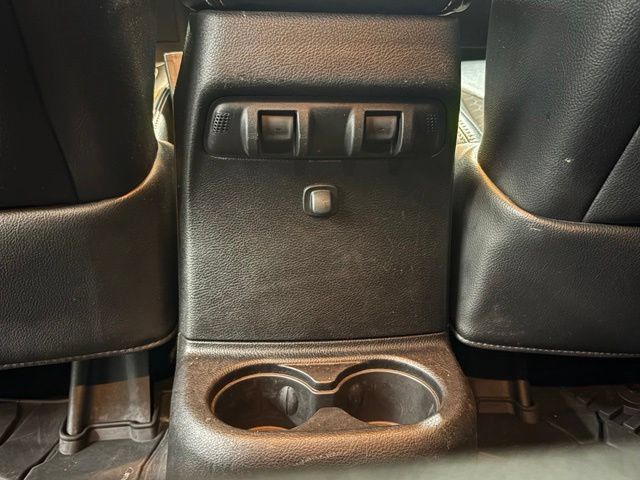 Used 2016 Jeep Wrangler Unlimited Sport AWD/4WD image 12