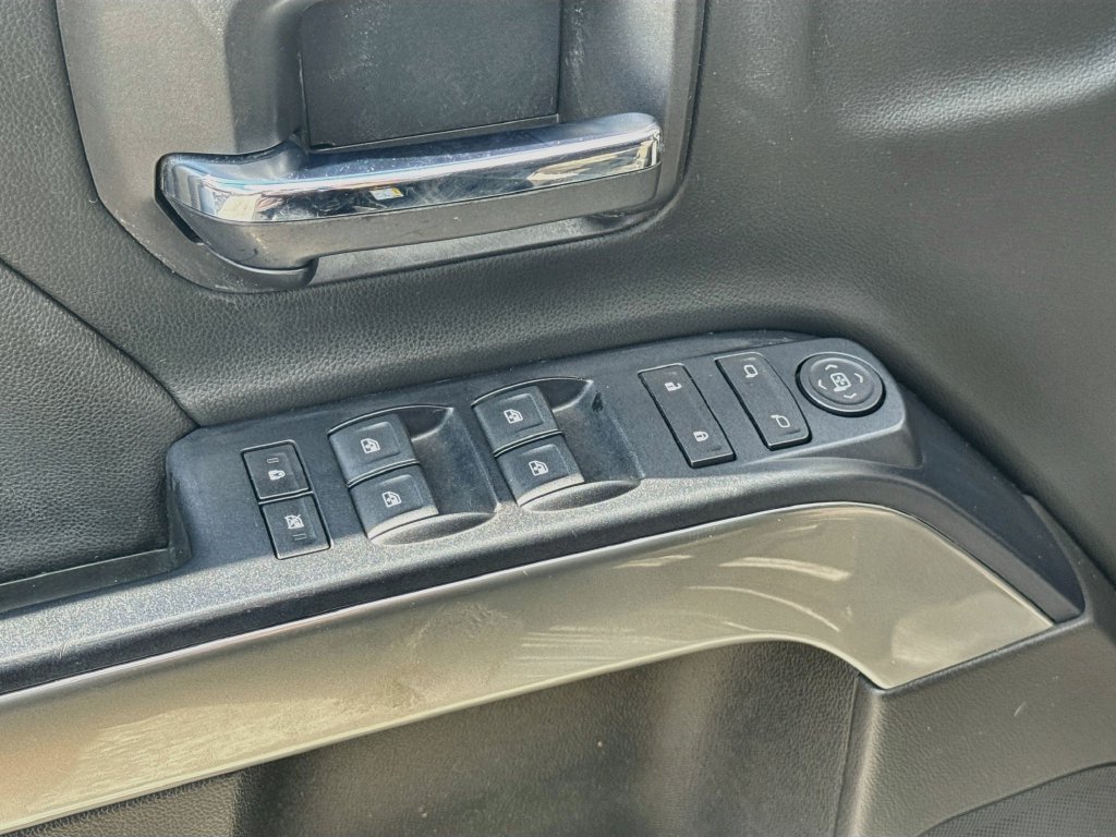 Used 2019 Chevrolet Silverado 1500 LT RWD image 18