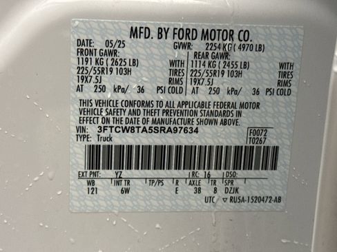 Used 2025 Ford Maverick Lobo image 19