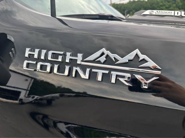 Used 2024 Chevrolet Silverado 3500 High Country w/ Technology Package AWD/4WD image 29
