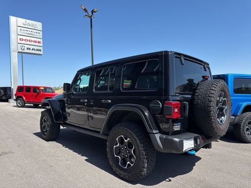 Used 2023 Jeep Wrangler Unlimited Rubicon 4xe w/ Steel Bumper Group AWD/4WD image 5