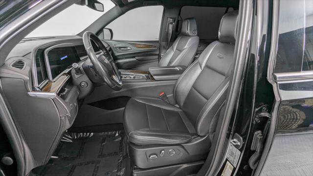 Used 2022 Cadillac Escalade ESV Luxury RWD image 13