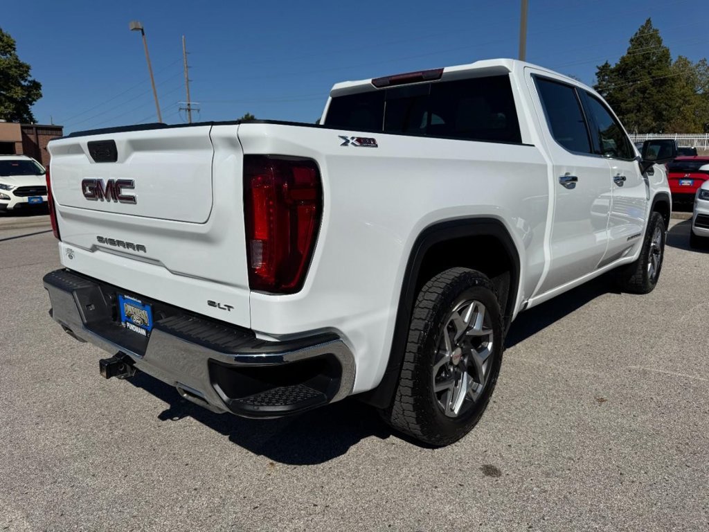 Used 2023 GMC Sierra 1500 SLT w/ SLT Premium Package AWD/4WD image 3