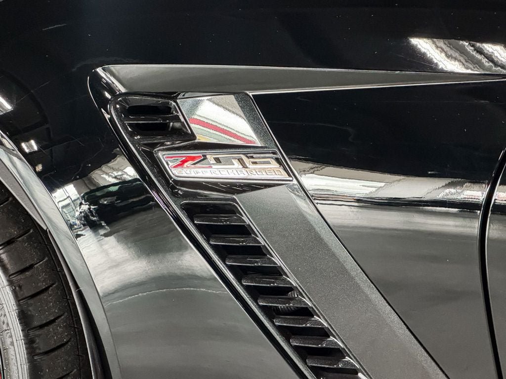 Used 2017 Chevrolet Corvette Z06 RWD image 55