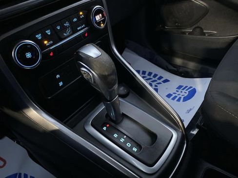 Used 2019 Ford EcoSport SE image 19