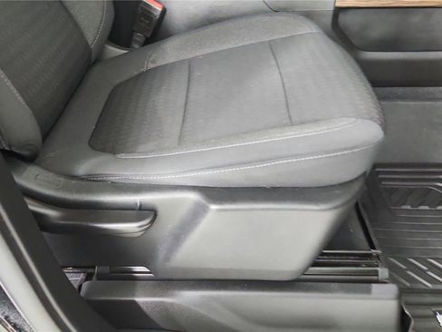 Used 2021 Chevrolet Silverado 1500 LT Trail Boss w/ Convenience Package II image 23