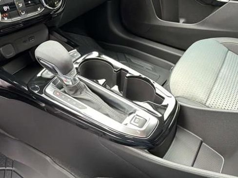 New 2026 Chevrolet Trax LT w/ Midnight Edition FWD image 23