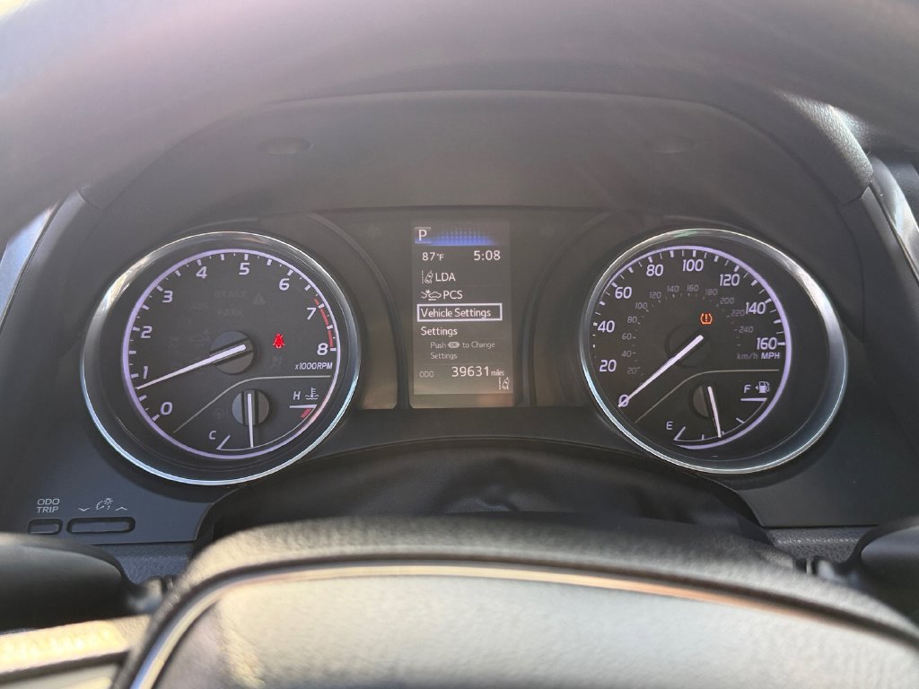 Used 2019 Toyota Camry LE FWD image 22