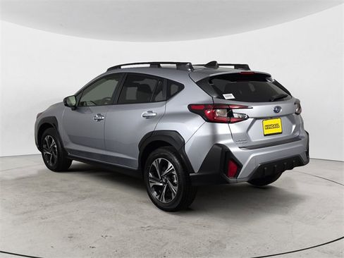 Certified 2025 Subaru Crosstrek 2.0i Premium image 3