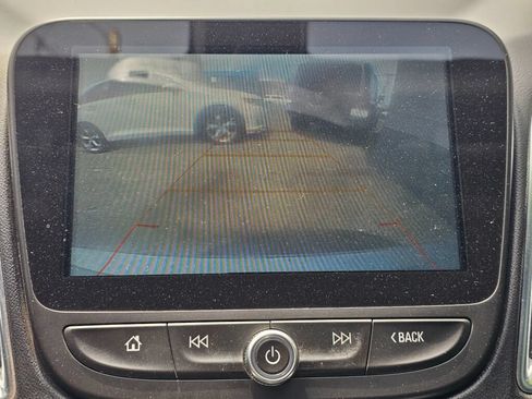 Used 2018 Chevrolet Malibu LT FWD image 23