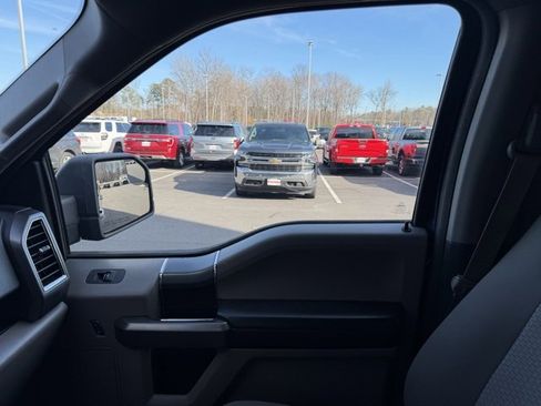 Used 2015 Ford F150 XLT w/ Equipment Group 301A Mid image 25