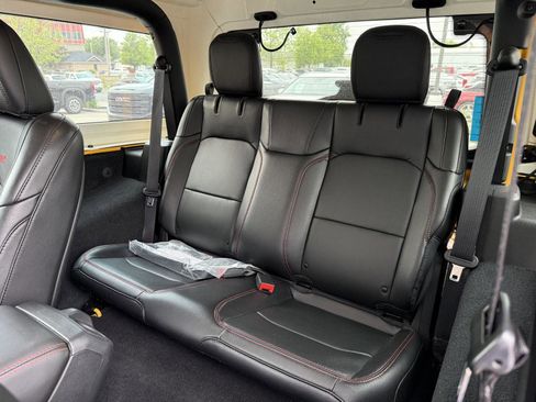Used 2021 Jeep Wrangler Rubicon w/ Uconnect 4C Nav & Sound Group AWD/4WD image 10
