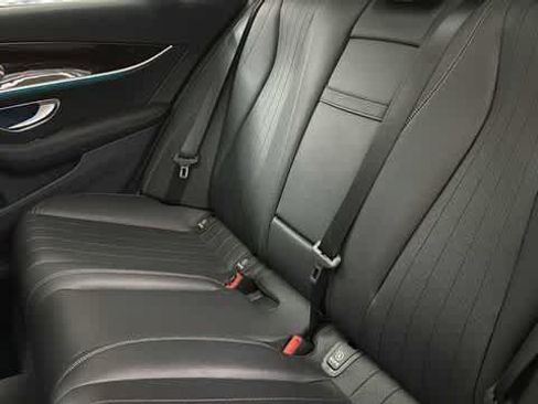 Used 2023 Mercedes-Benz E 350 4MATIC Sedan image 30