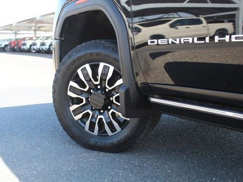 Used 2024 GMC Sierra 2500 Denali Ultimate w/ Max Trailering Package AWD/4WD image 13