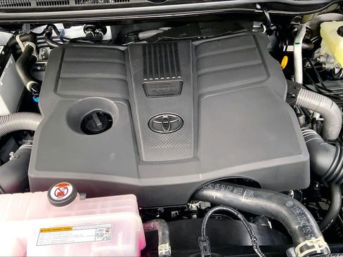 New 2026 Toyota Tundra SR5 RWD image 17