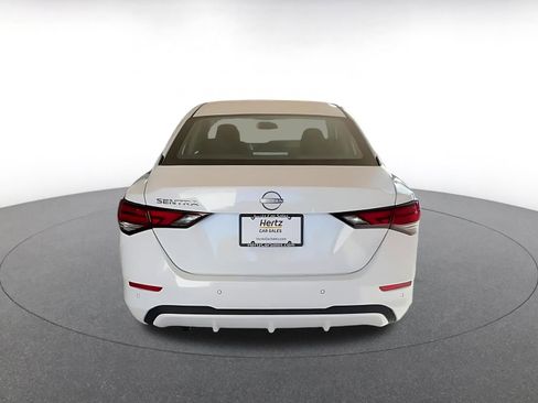 Used 2025 Nissan Sentra S image 12