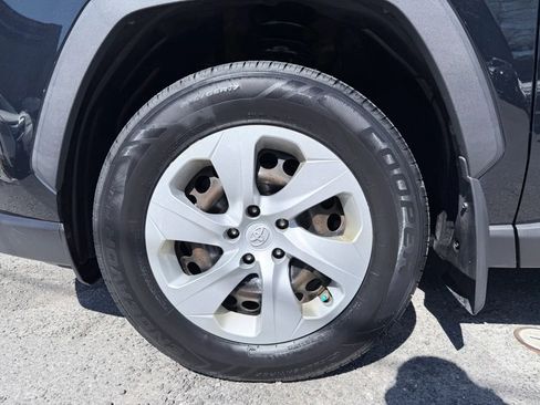 Used 2019 Toyota RAV4 LE w/ All Weather Liner Package AWD/4WD image 9